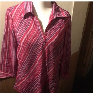 Blue diamond v- neck multi color pink /purple